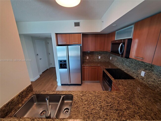 9066 SW 73rd Ct Unit 1808