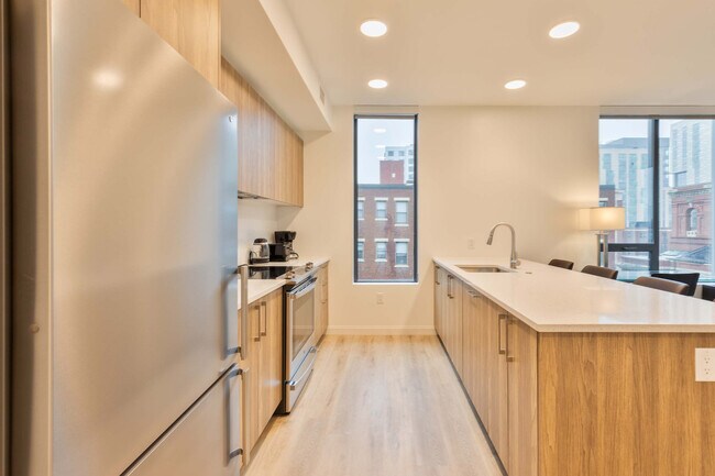 Photo - 60 Kilmarnock St Unidad FL3-ID1039277P