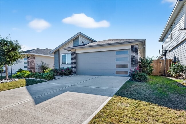 Photo - 2920 Stamford Hl Ln