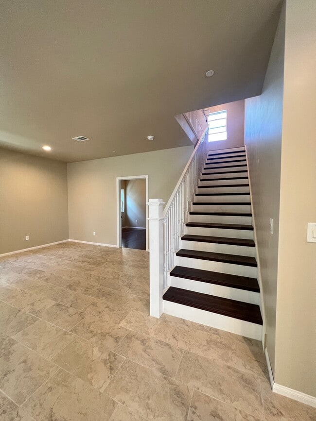 Photo - 859 Florida St