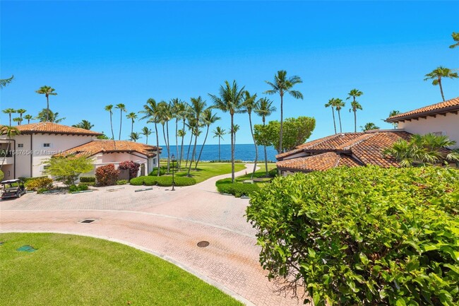 Building Photo - 15122 Fisher Island Dr Unit 15122 Rental