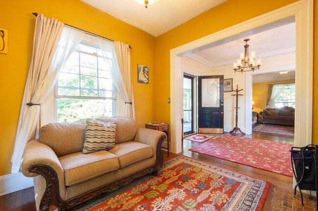 Photo - 356 Carteret Pl