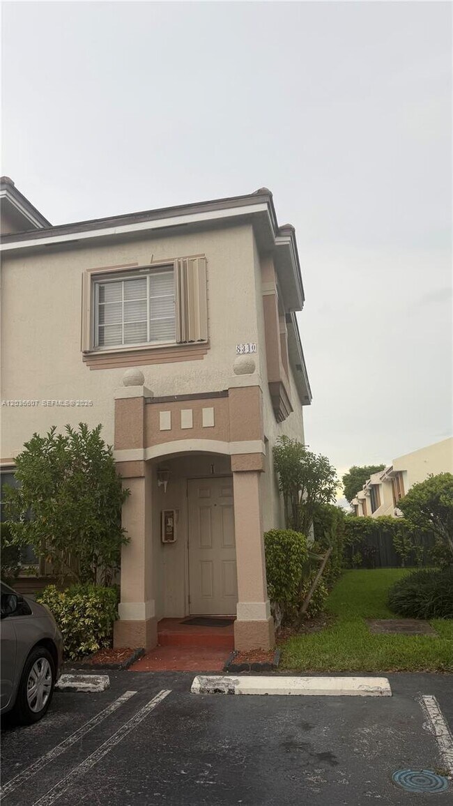 Photo - 8340 NW 10th St
