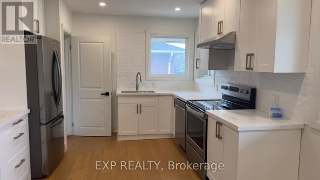 Photo - 21 Clearview Heights