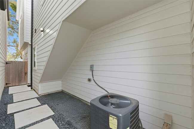 Photo - 4605 Lavatera St