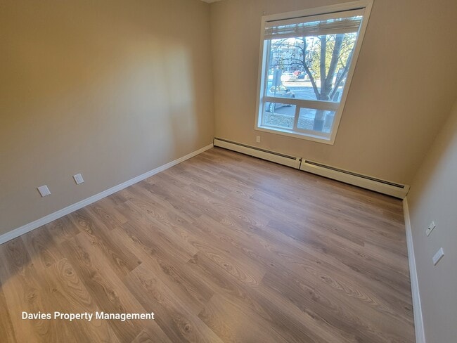 Photo - 7339 Terwillegar Dr S NW