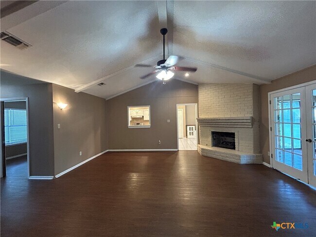 Photo - 826 Timber Dr