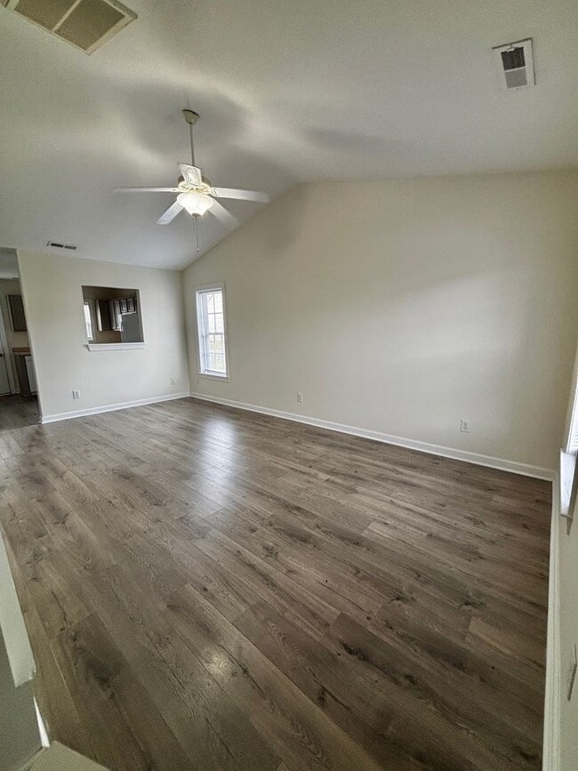 Photo - 3 Bedroom, 3 Bathroom Townhome in Carolina Forest!