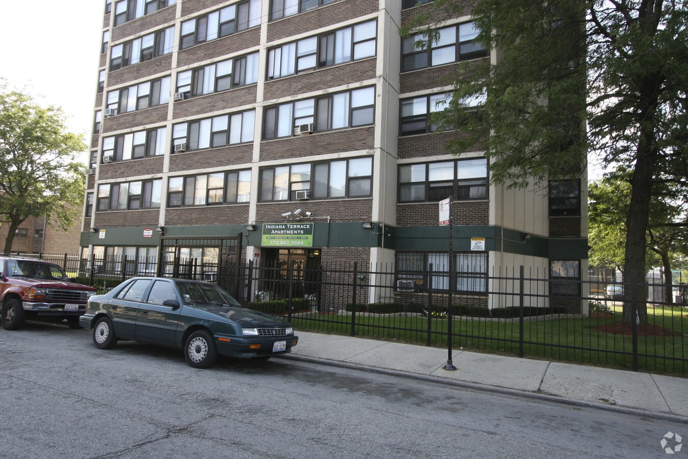 Photo - Indiana Terrace Apartments