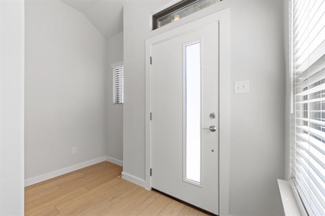 Photo - 106 Travine Dr