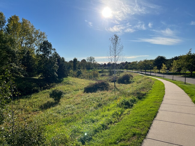 Sendero para caminar - 3443 Cherry Ln