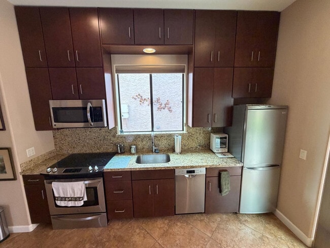 Photo - 4132 E Grandview Cir