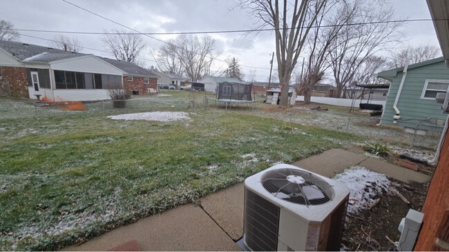 Photo - 432 Hickory Ln