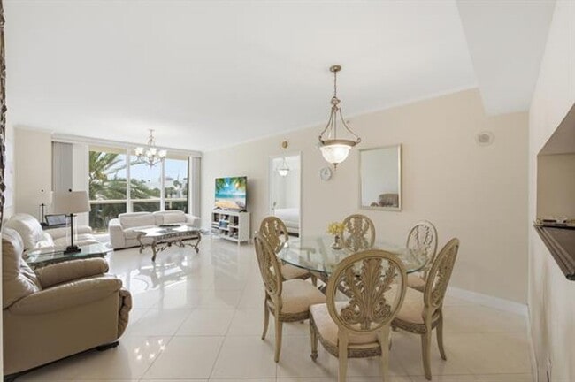 Photo - 9595 Collins Ave Unidad 9595 Collins Avenue # N3-f