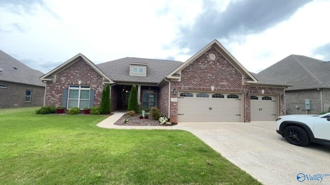 Building Photo - 7419 Flint Xing Cir SE Rental
