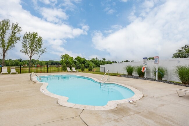 Photo - South Maple Townhomes
