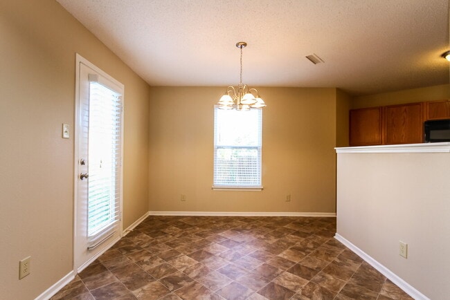 Photo - 15226 Clear St