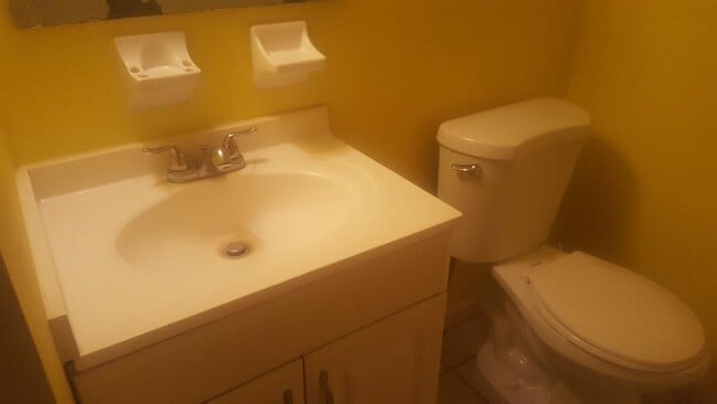 Photo - 360 S 7th St Unidad 14