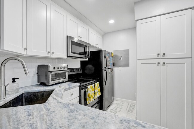 1008 Green Pine Blvd Unit D3