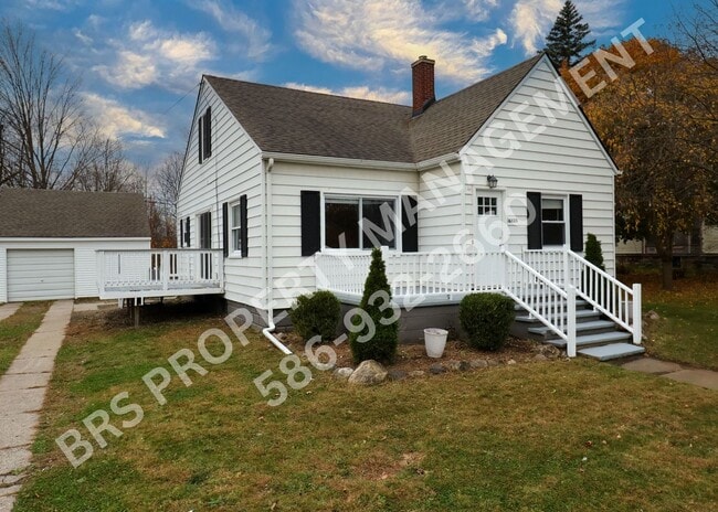 Building Photo - 3 Bed house