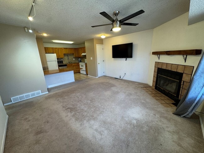Photo - Centrally Located 2 Bed 1 Bath Condo in Colorado Springs!!