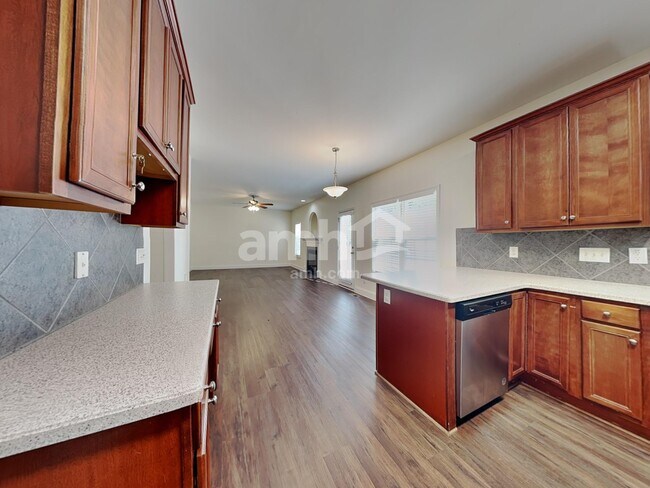 Photo - 718 Barrocliff Rd