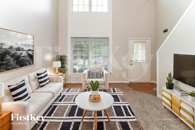 Photo - 1730 Taynton Cir