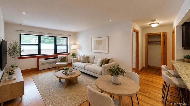 Building Photo - 84-14 143rd St Unit 2E