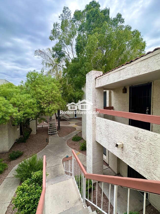Building Photo - 3119 W Cochise Dr Rental