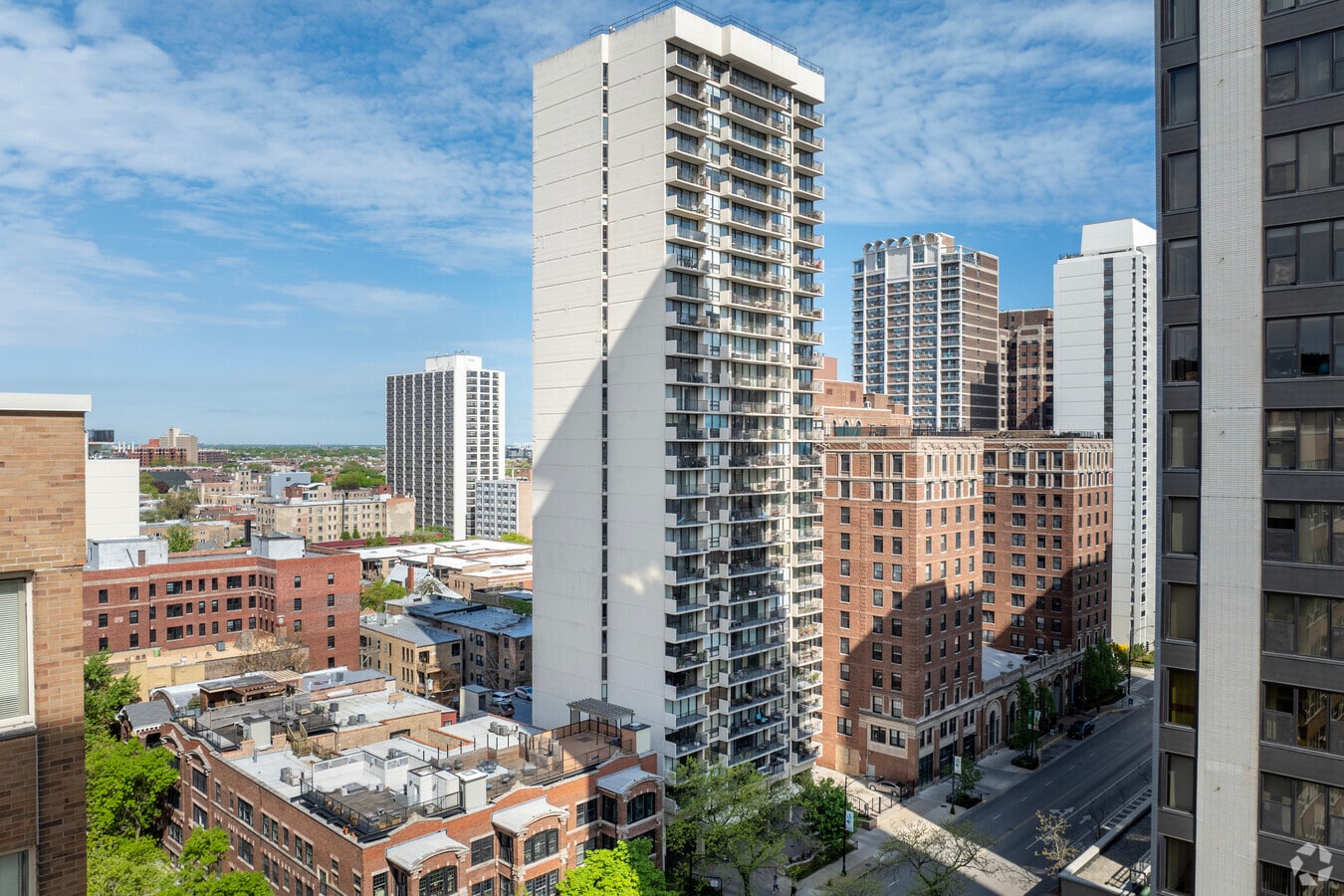 Primary - 3150 N Sheridan Rd