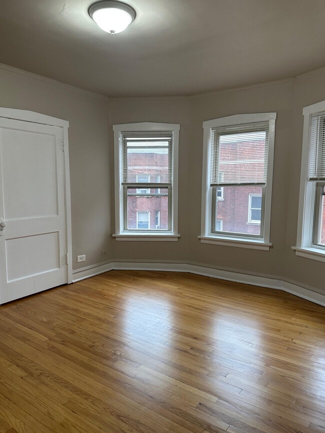 4029 W Melrose St Unit ONE BEDROOM - 4029.5-1W