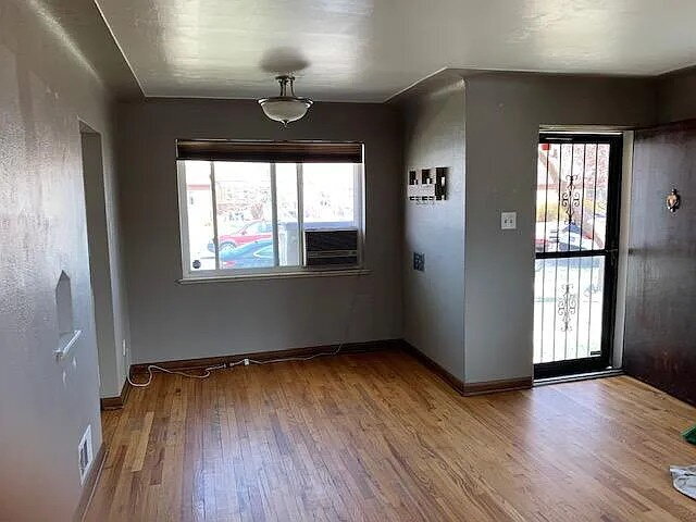 Photo - Two Bed / One Bath in Platte park for rent