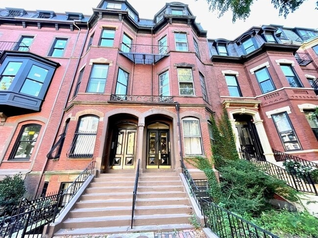 Building Photo - 130 Marlborough St Unit 9