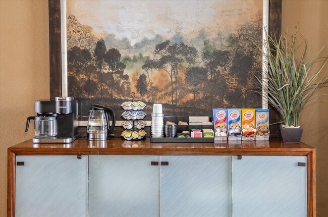 Coffee Bar - The Reserve at Shelley Lake