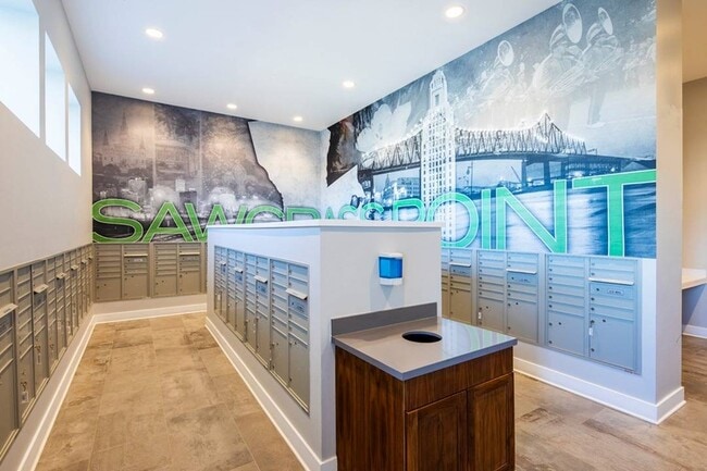 Sawgrass Point 24/7 Package Lockers