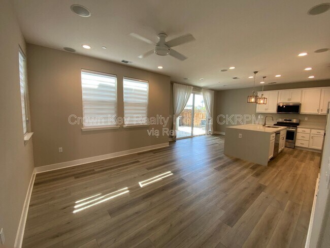 Photo - 17539 Beachwood Rd