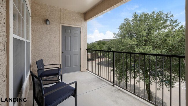 3250 Hudson Crossing Unidad 631