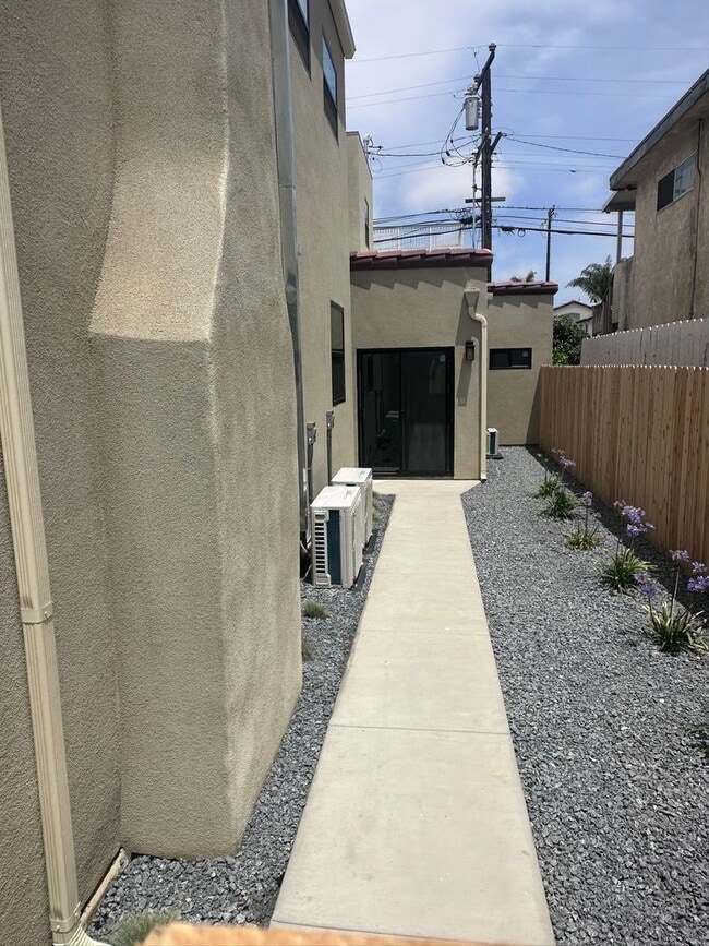 Photo - 611 Silver Strand Blvd Unidad 3