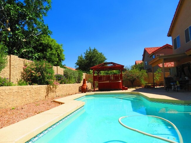 Photo - 4122 E Windsong Dr