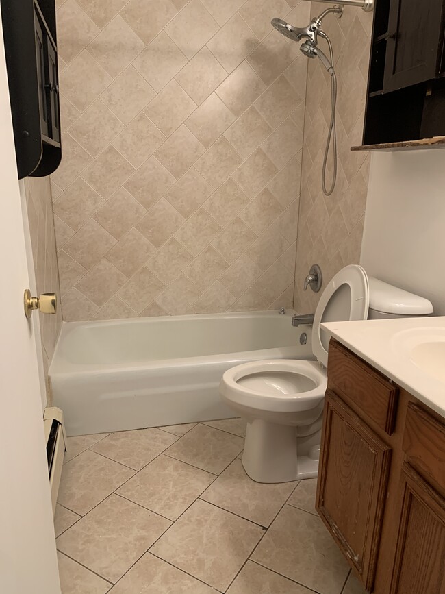 Photo - 1016 E 150th Pl Unit 2W