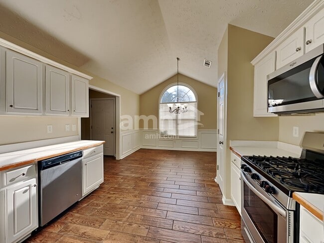 Photo - 1425 Bramlett Forest Trl