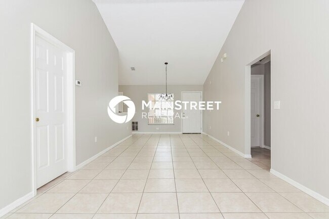 Photo - 3 Bedroom Pet-Friendly Home in Davenport, ...