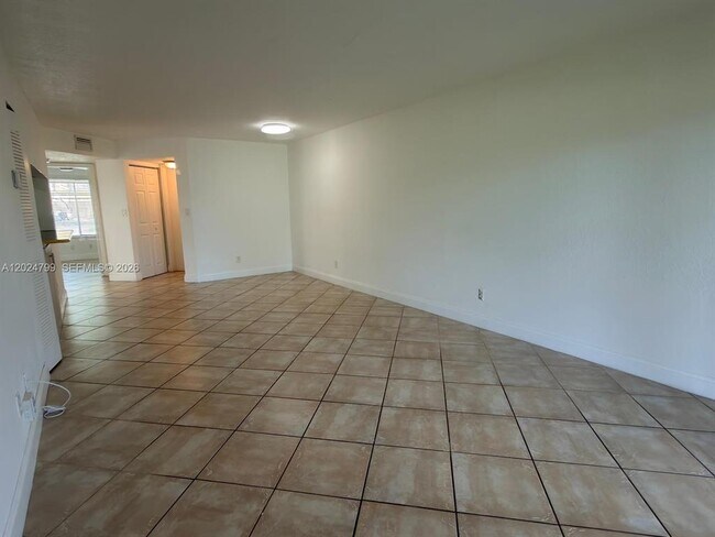 1025 Coral Club Dr Unit 1025 Coral Club Dr