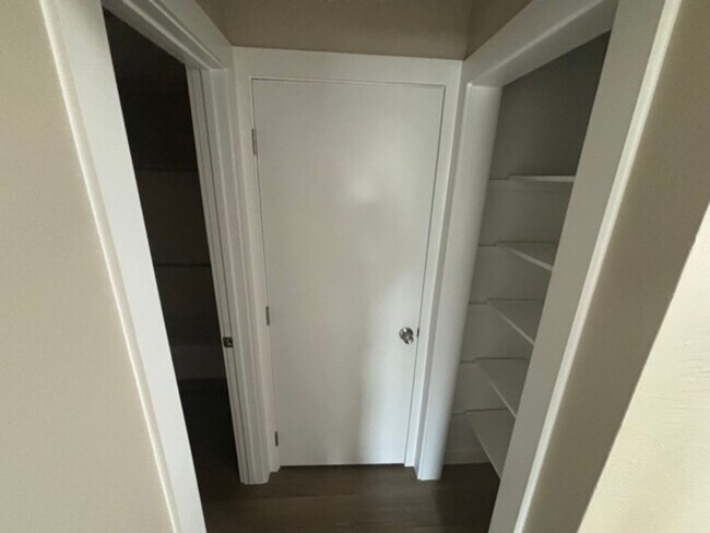 Photo - Fairview Apartments Unit D03