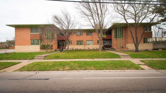 SoCo Apartments - SoCo Apartments