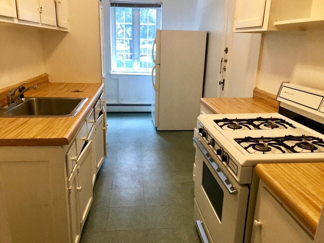 Photo - 9 Mount Ida St Unit 2