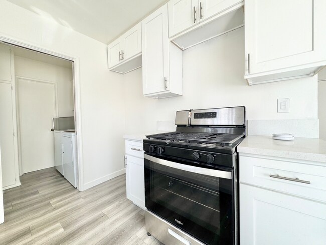 636 Aerick St Unit 2