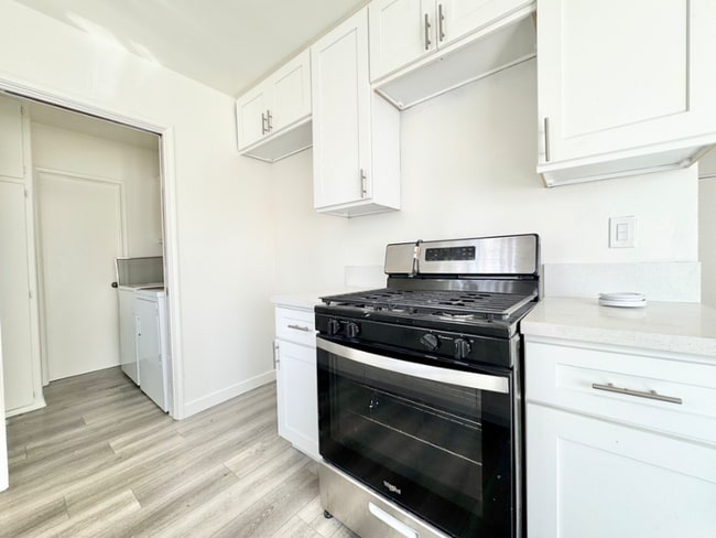 Photo - 636 Aerick St Unit 2