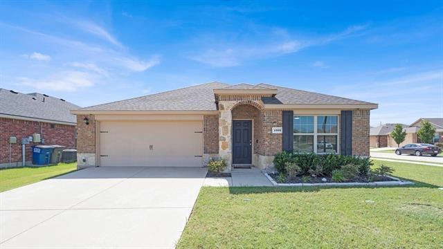 Building Photo - 1501 Chrome St