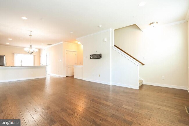 Photo - 113 Royal Mews